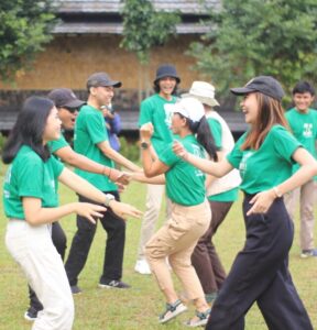 Jasa Fotografer & Videografer Acara Perusahaan Bima: Gathering, Job Fair, Outbound Karyawan Dlsb