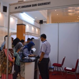 Jasa Fotografer & Videografer Acara Perusahaan Gorontalo Utara: Gathering, Job Fair, Outbound Karyawan Dlsb